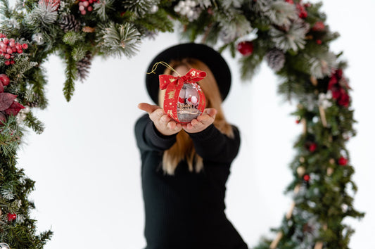 Коледна топка със снимка или бебешки чорапки